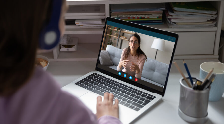 Student learning online