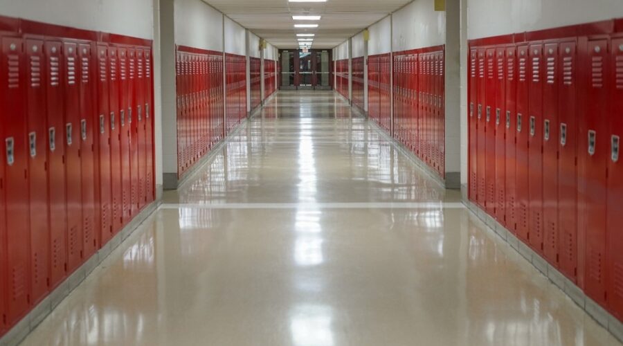 Empty school hallway, 4dsw, four-day school week, Missouri school finance, school budgets, education reform
