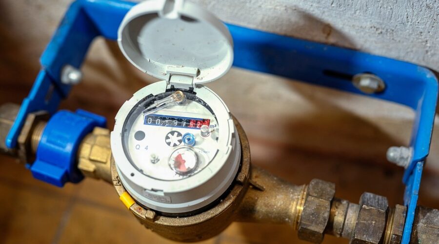 Municipal policy, water meter, water privatization, Sugar Creek, Missouri American Water, public services