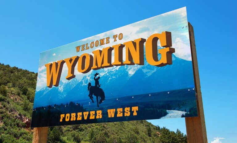 Welcome to Wyoming sign