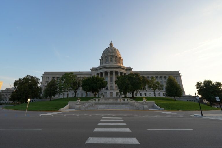 Missouri State Capital, Missouri budget, size of government, government efficiency