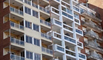 Apartment buildings, affordable housing, housing regulation, Kansas City housing>