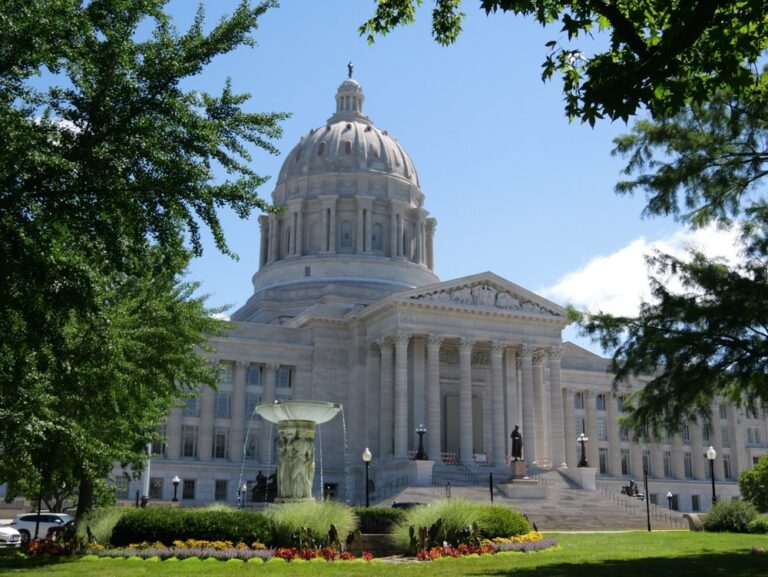 Missouri state capitol, state spending, municipal debt, Truth in Accounting, Reason Foundation