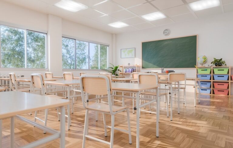 Empty classroom, four-day school week, 4dsw, Missouri education policy, school choice