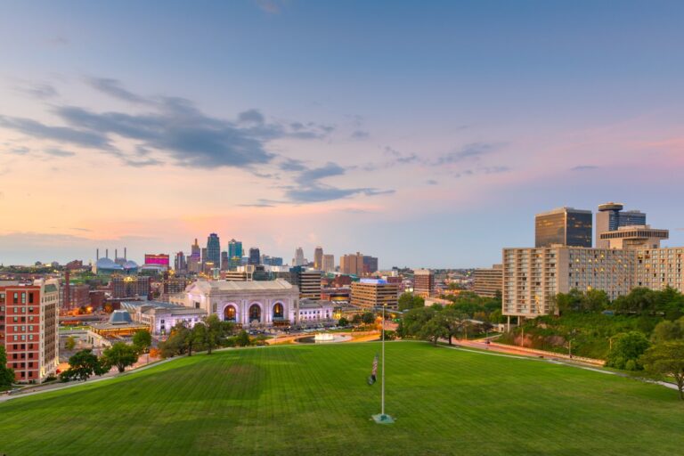 Kansas City, County Club Plaza, subsidies, corporate welfare