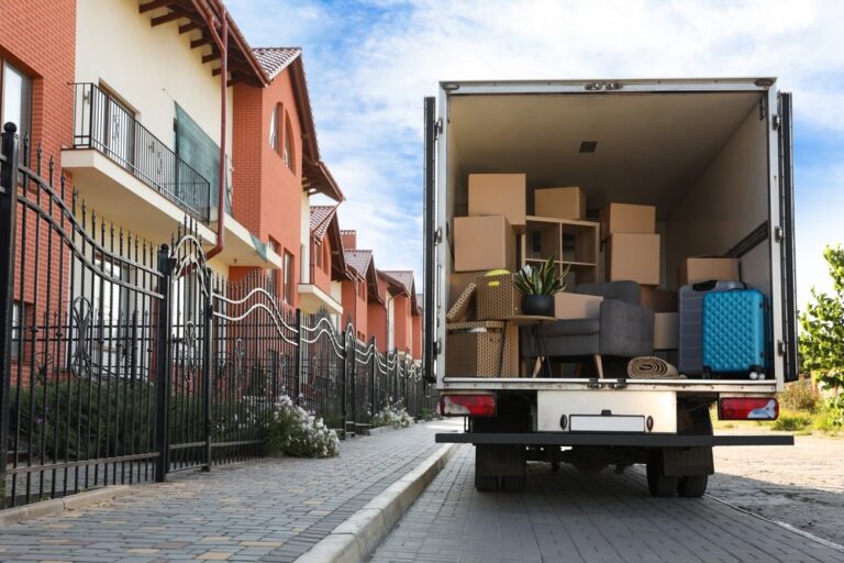 Moving vans, Missouri migration, voting with your feet
